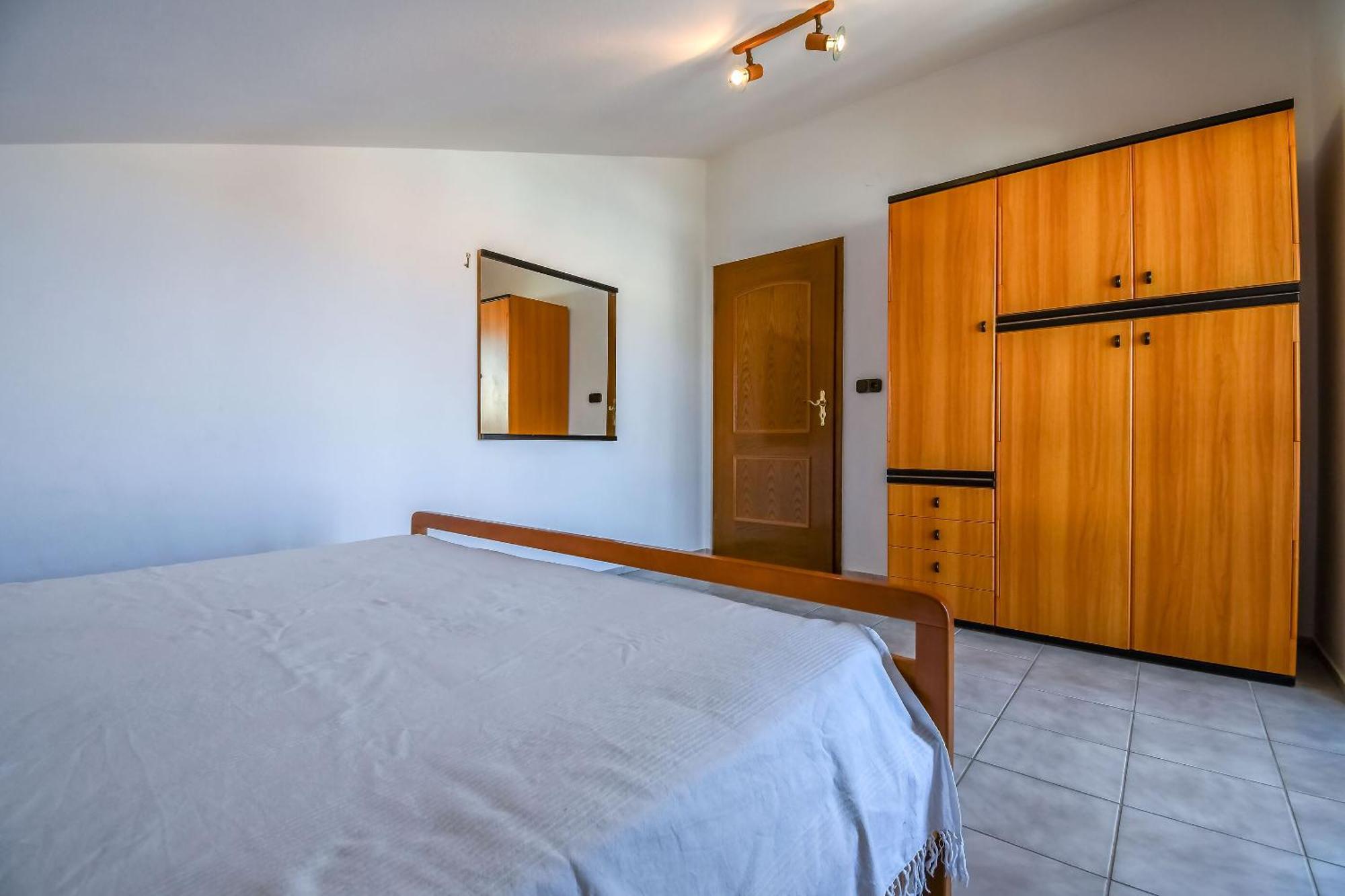 Apartments Anna โตรกีร์ ภายนอก รูปภาพ