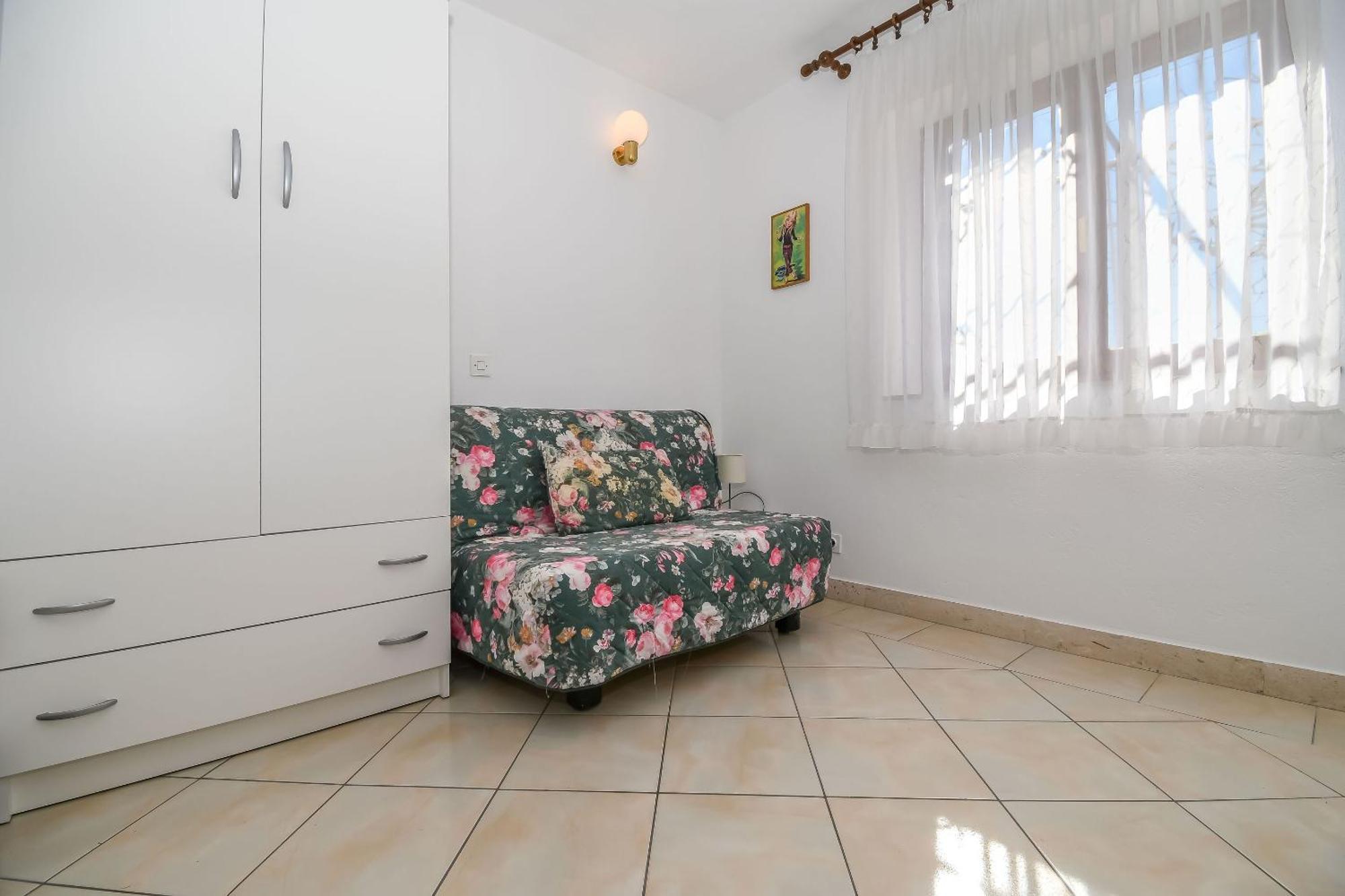 Apartments Anna โตรกีร์ ภายนอก รูปภาพ